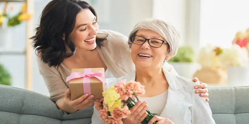 کادو شب یلدا برای مادر